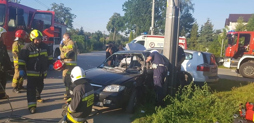 Groźny wypadek w Justynowie pod Łodzią. Ranni ZDJĘCIA