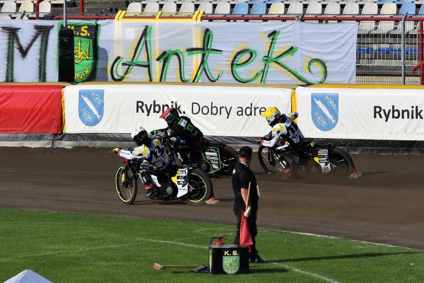 2-letni Antek podziękował kibicom ROW Rybnik. Wielki baner...