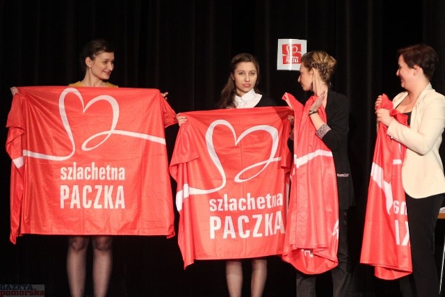 W sobotę w Teatrze Impresaryjnym podsumowano akcję „Szlachetna Paczka” w naszym województwie. Zjechali do Włocławka wolontariusze z różnych stron kujawsko-pomorskiego, nie zabrakło także osób „Szlachetnej Paczce” sprzyjających.  