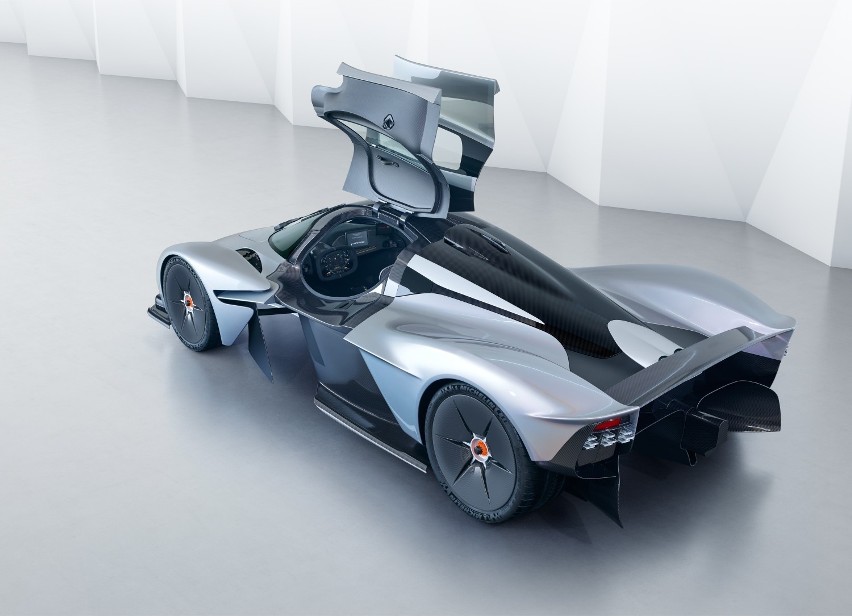 Aston Martin Valkyrie to najdroższy samochód w Polsce...