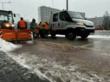 Deszcz i mróz, a na drogach gołoledź. Dramatyczne warunki na drogach w regionie świętokrzyskim