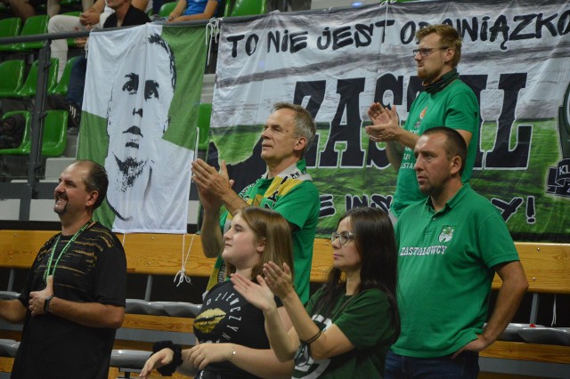 Zielonogórscy fani swoją obecnością i dopingiem po raz kolejny pomogli mistrzom Polski. Byliście na meczu? Szukajcie się na naszych zdjęciach.
