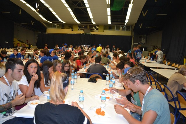 Światowe Dni Młodzieży: pielgrzymi zjedli obiad w Jaworznie