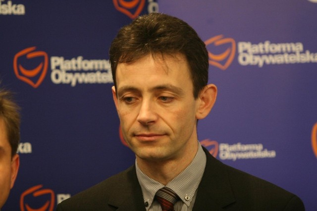 Witold Rosset dalej szefem komisji finansów