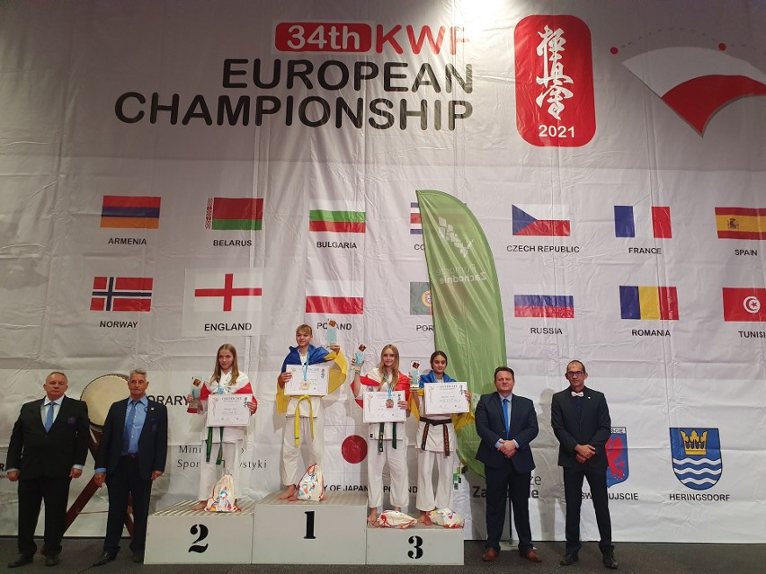 Dwa medale zawodniczek NKS Karate Kyokushin na Mistrzostwach Europy [ZDJĘCIA]