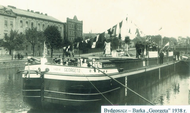 Rodzinna duma - barka Georgeta. W lipcu 1935 roku przypłynęła do Bydgoszczy ze stoczni Wojana w Gdańsku.