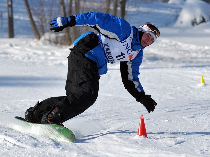 Snowboardziści i narciarze rywalizowali w Iwoniczu