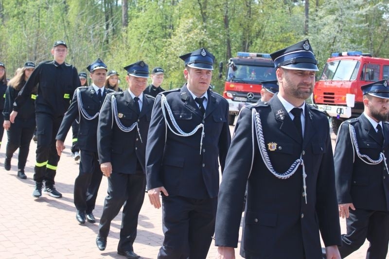 Międzynarodowy Dzień Strażaka w Lewiczynie, w gminie Belsk...