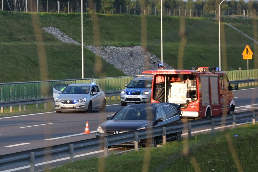 Wypadek w Szydłowcu. Trasa S7 była nad ranem zablokowana. Dwie osoby trafiły do szpitala na obserwacje
