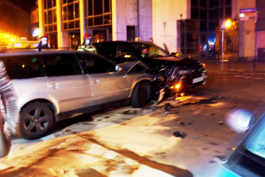 Nowy Sącz. Znów zderzenie samochodów na ul. Mickiewicza