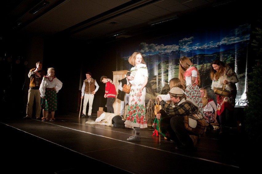 Jasełka w wykonaniu młodych aktorów z parafii Miłosierdzia Bożego w Brzesku