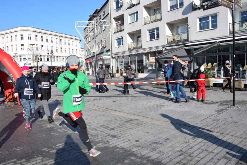 Uczestnicy 9. Opolskiego Biegu "Policz się z cukrzycą".