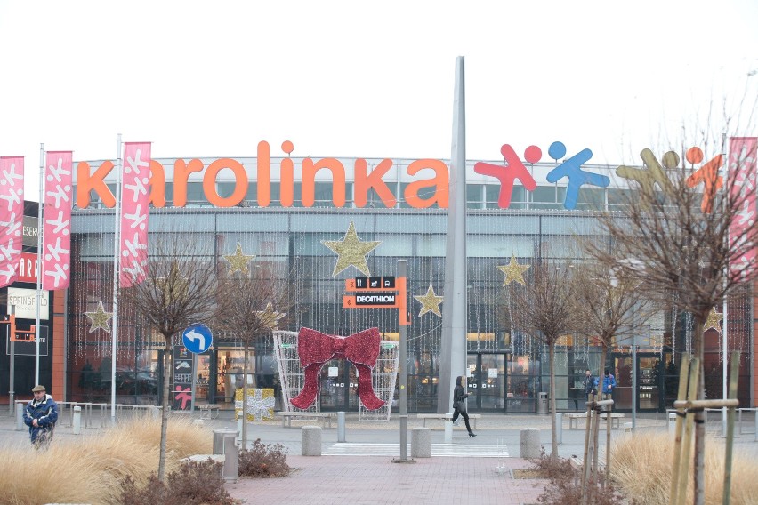 Parking przed opolską Karolinką w niedziele będzie pusty....