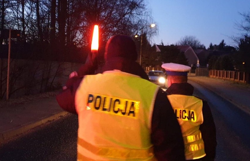 Międzyrzecz. Dramat na drodze. Pieszy zginął pod kołami samochodu