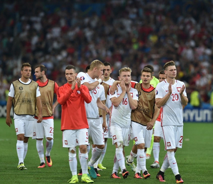 Ostatnie chwile Polaków na Euro 2016: Linetty pociesza Błaszczykowskiego [ZDJĘCIA]