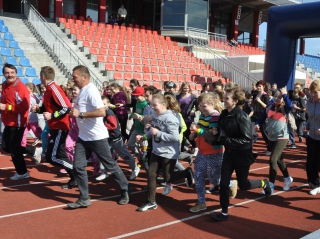 W sandomierskim biegu uczestniczyło około 300 osób.