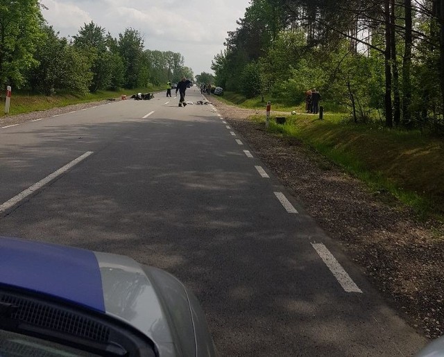 Po wypadku w Pietrusinie krajowa droga numer 48 była całkowicie zablokowana.