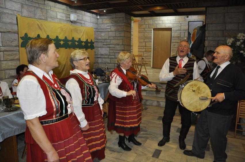 Zespół Tymiananki z gminy Chotcza występował w biesiadzie ludowej w Lipskim Centrum Kultury. Grupa ludowa z Tymiency odniosła wiele sukcesów