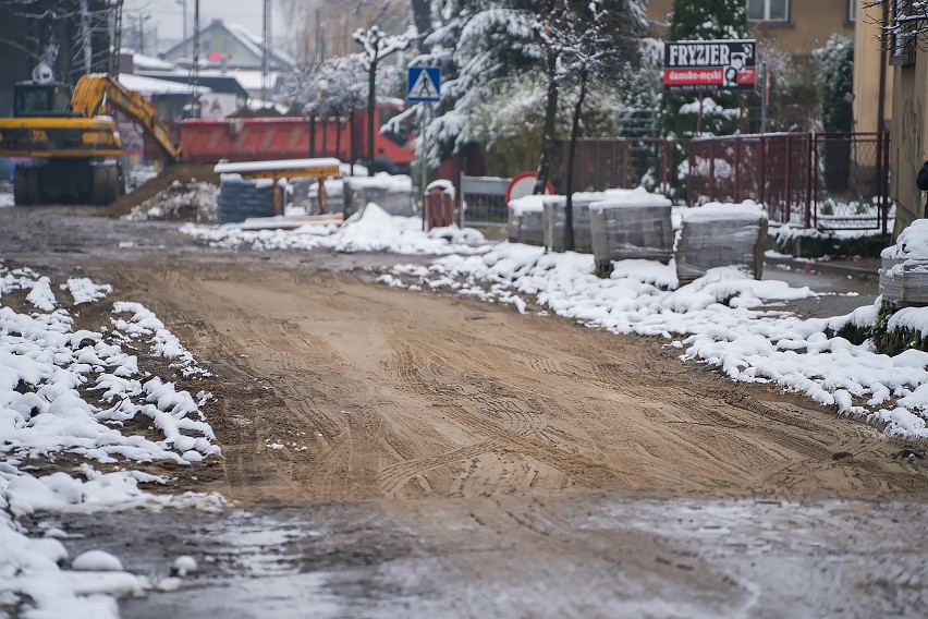 Nowy Sącz. W okolicach dworca: kącik na krótki postój