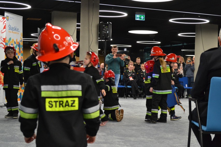 Kongres odbył sie 31 marca na Stadionie Śląskim w Chorzowie.