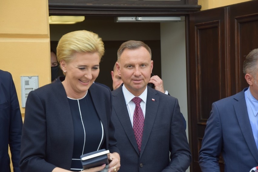 Prezydent Andrzej Duda i prezydentowa Agata Duda w...