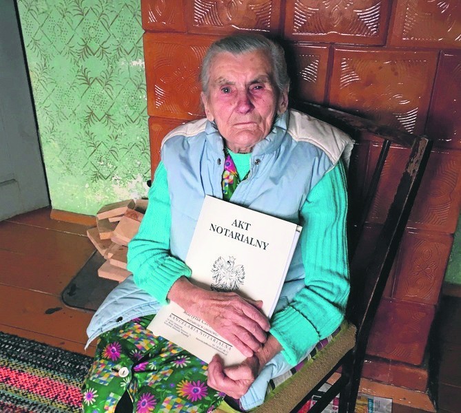 Na starość, po długiej walce, 93-letniej Helenie Świerczek...