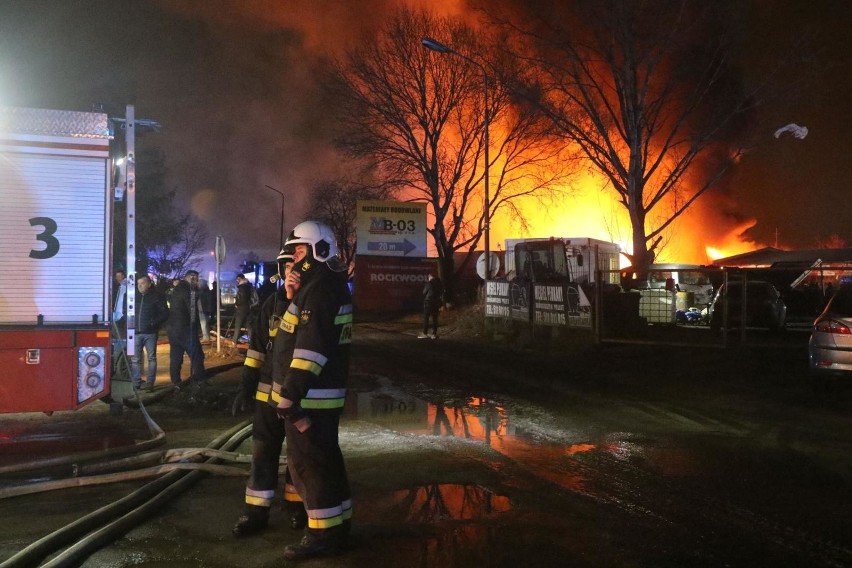 Pożar na wysypisku wybuchł w niedzielę, 16 grudnia 2018