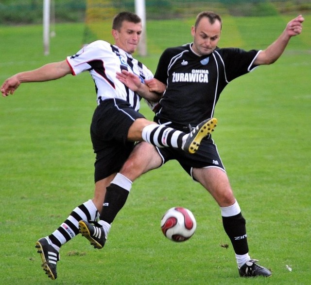 Żurawianka wygrała z LKS-em Skołoszów 2-0.