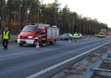 Śmiertelny wypadek na A1 w Mniszku - w zderzeniu toyoty z ciężarówką zginął mężczyzna