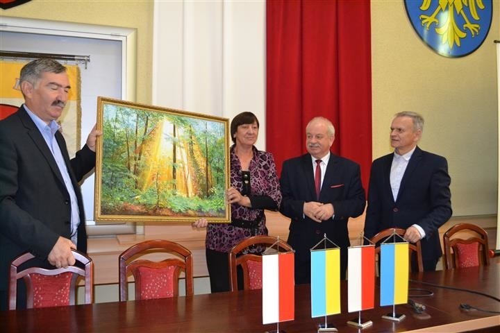 Współpraca pomiędzy powiatem częstochowskim, a powiatem...