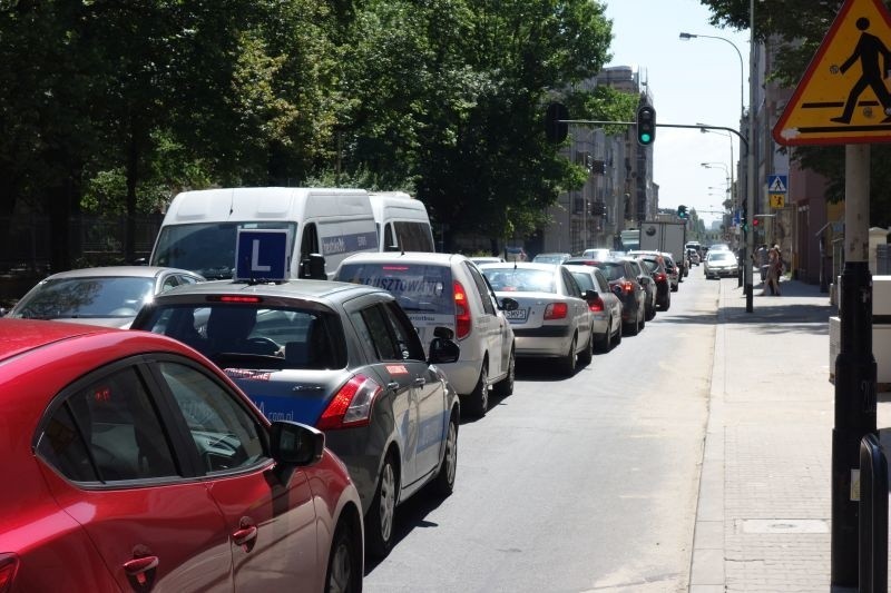 Jeszcze nie zakończyły się remonty kilkunastu dróg, a już...