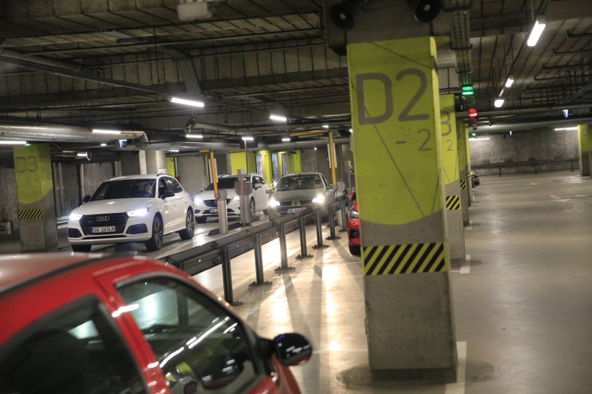 Od 1 stycznia obowiązują nowe zasady korzystania z parkingu...