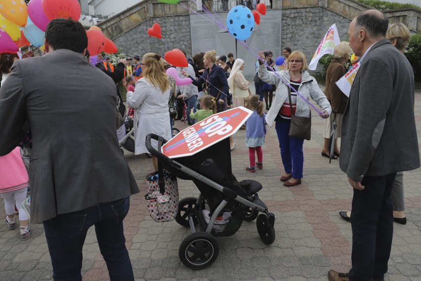 IX Białostocki Marsz dla Życia i Rodziny przeszedł przez...