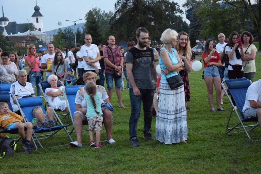 Festiwal Światła w Gorlicach: był teatr ognia, fajerwerki, jakich miasto nie widziało i genialny pokaz laserów. Do tego energetyczna muzyka