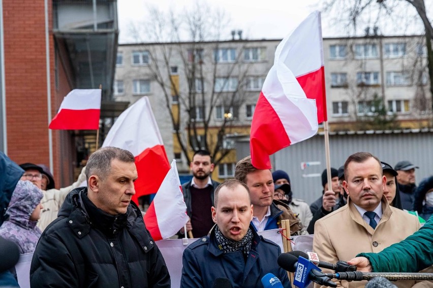 Białystok. Manifestacja „Podziękujmy Straży Granicznej za obronę polskich granic" (ZDJĘCIA)