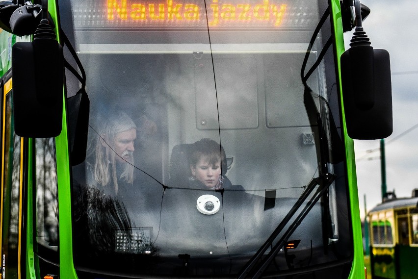 Katarzynki MPK: Poznaniacy zwiedzali zajezdnię tramwajową na...