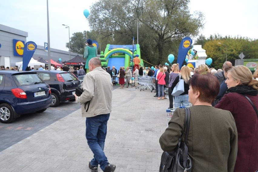 Tłumy wodzisławian na otwarciu Lidla