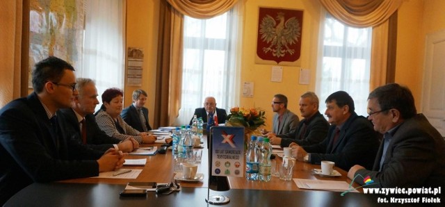 Pierwsze posiedzenie Zarządu Powiatu Żywieckiego, w którym wzięli udział m.in. członkowie Prezydium Rady Powiatu