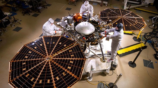 NASA InSight Mars Lander w Lockheed Martin Space w Littleton, Kolorado.