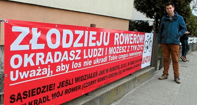 Dzięki banerowi i całemu temu rozgłosowi rower stał się znany i być może dlatego złodzieje nie ośmielili się go sprzedać - mówi Błażej Rosiński