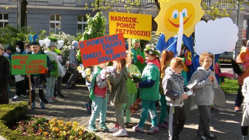 Uczniom szkół w Rybniku nie trzeba tłumaczyć, co to smog