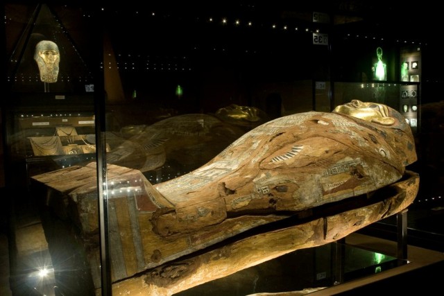 Eksponaty badane przez krakowskich naukowców znalazły się na wystawie stałej Muzeum Archeologicznego w Krakowie "Bogowie starożytnego Egiptu"