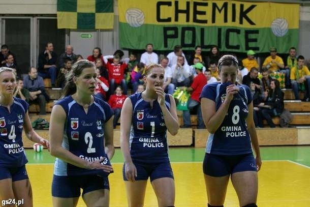 Siatkarki Chemika Police zajęły na koniec sezonu czwarte miejsce i zagrają w play off o awans do ekstraklasy.