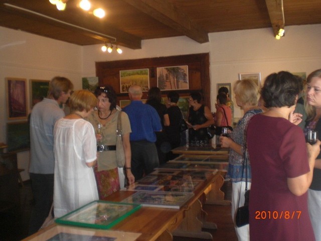 W niedzielę w "Domu z Podcieniami&#8221; w Solcu nad Wisłą zorganizowano poplenerową wystawę prac plastyków 