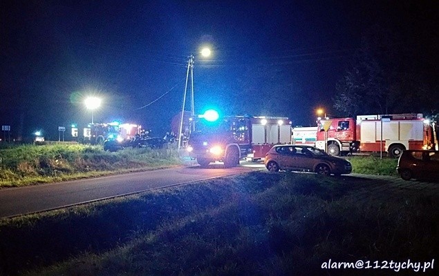 Poważny wypadek w Bieruniu. Dwie osoby ranne [ZDJĘCIA]