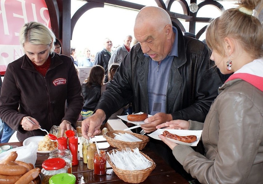 Inowrocław. Otwarcie grillowiska w Solankach