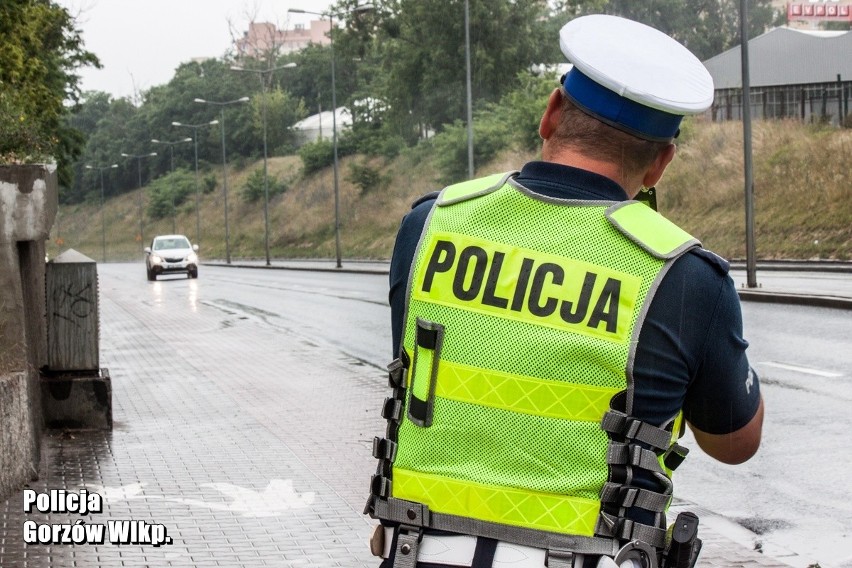 Policjanci nie odpuszczają drogowym piratom.