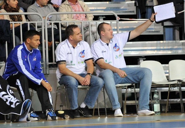 Zeidler (z prawej), jako drugi trener AZS w sezonie 2012/2013. Z lewej, jeszcze jako zawodnik, Igor Milicić.  