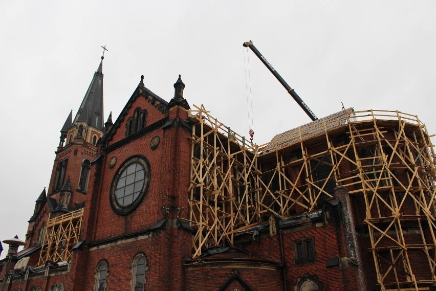 Pożar katedry w Sosnowcu odbudowa Boże Narodzenie