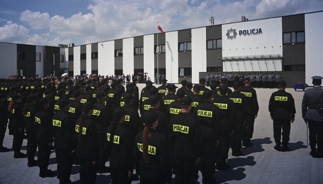 Wielu policjantów przebywa obecnie na L4